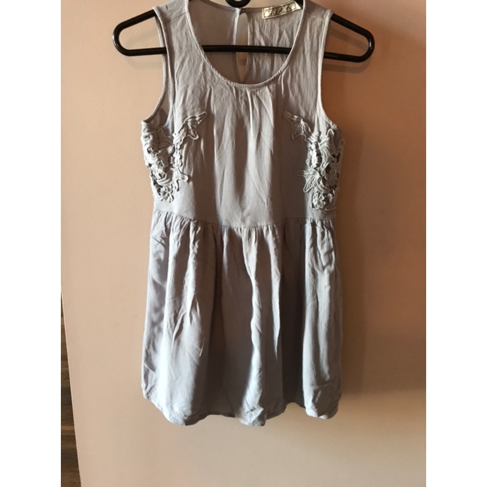 Chloe K lace sides dress